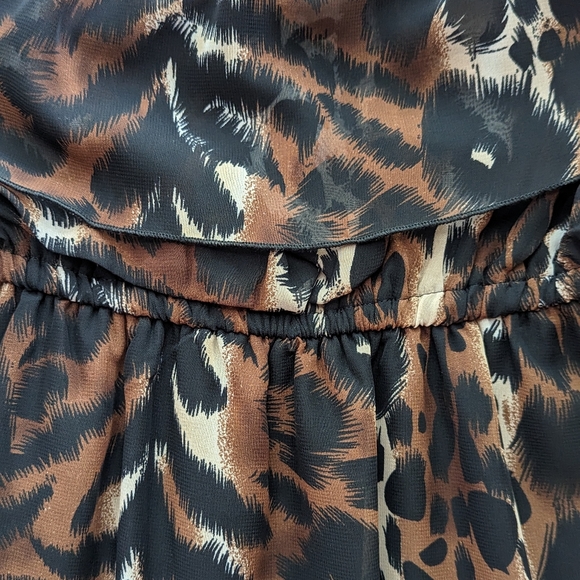 High low dress - Picture 3 of 3